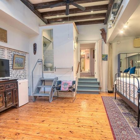 مونتريال La Loggia Art B&B المظهر الخارجي الصورة